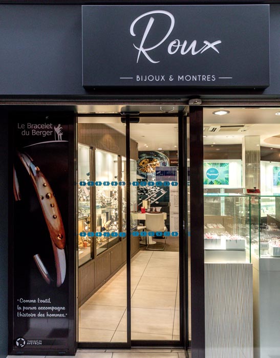 bijouterie joaillerie boutique roux rodez aveyron facade bijouterie horlogerie rodez aveyron 12